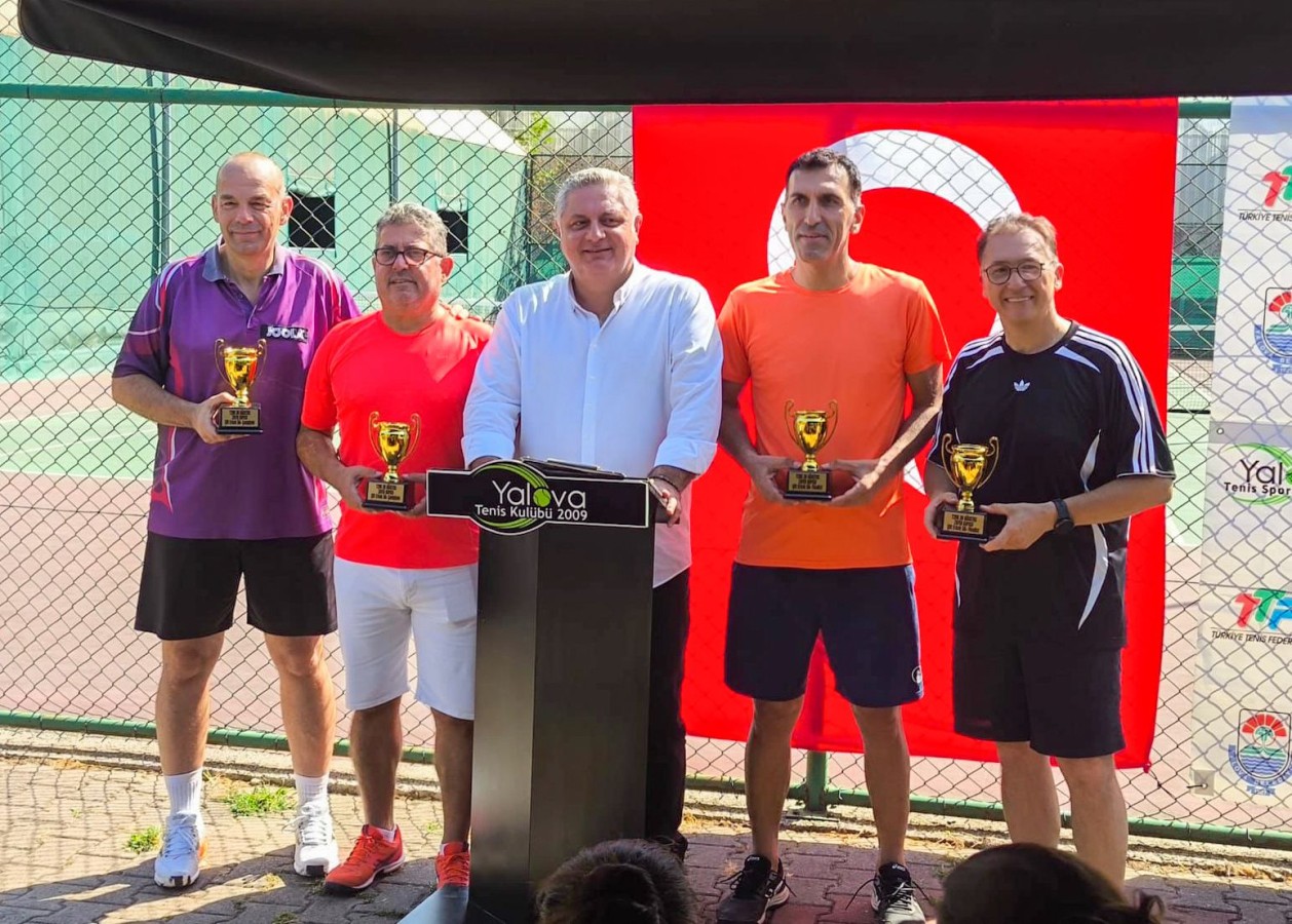 YALOVA’DA TENİS TURNUVASI BÜYÜK BİR HEYECAN VE COŞKU İLE TAMAMLANDI
