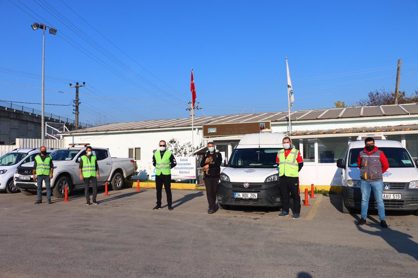 2 GÜNDE 375 KİLO MAMA ODAK NOKTALARA BIRAKILDI