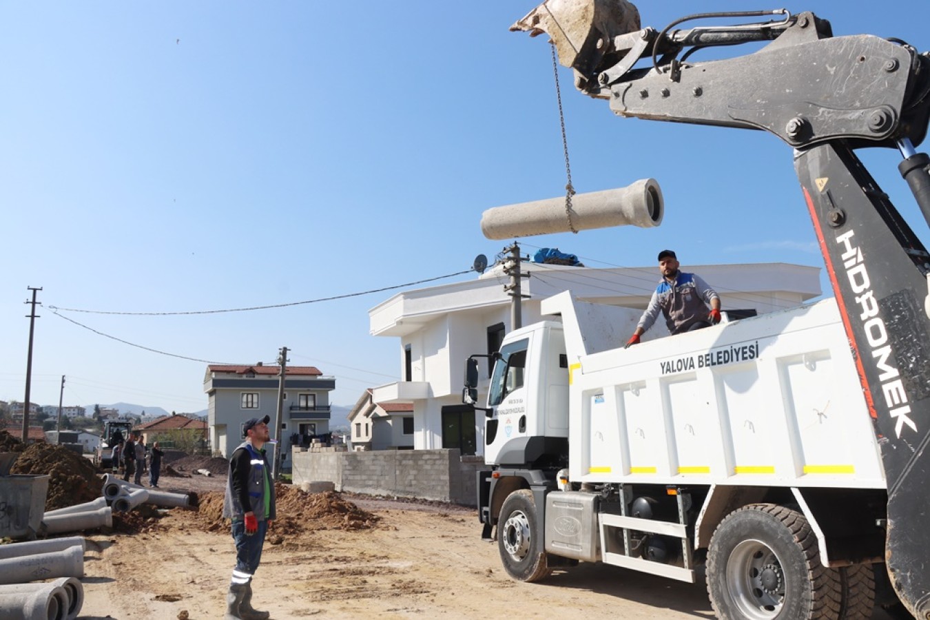 ALTYAPI ÇALIŞMALARI DEVAM EDİYOR