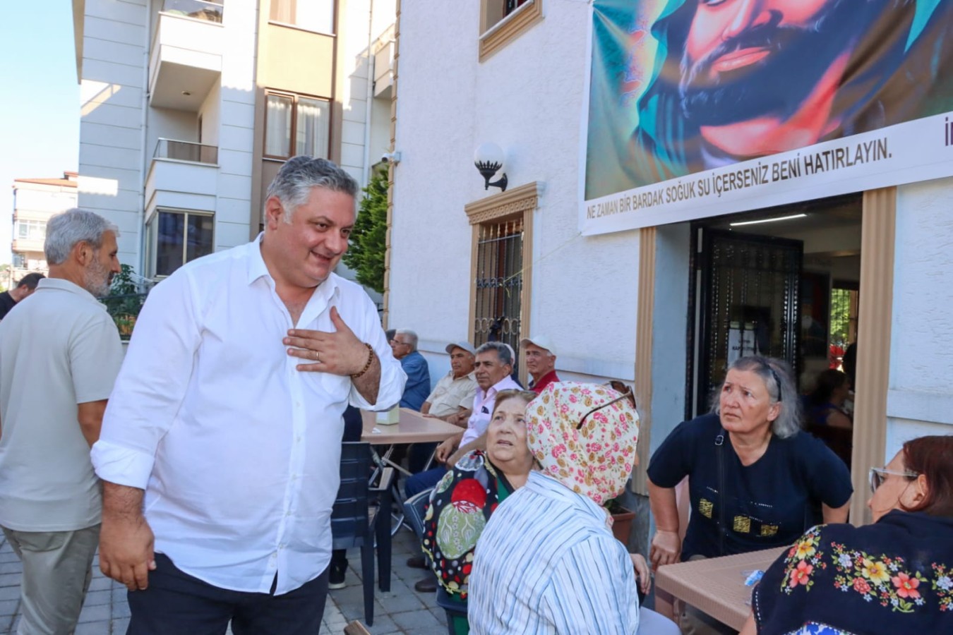 BAŞKAN GÜREL AŞURE LOKMASINDA CANLARLA BİR ARAYA GELDİ