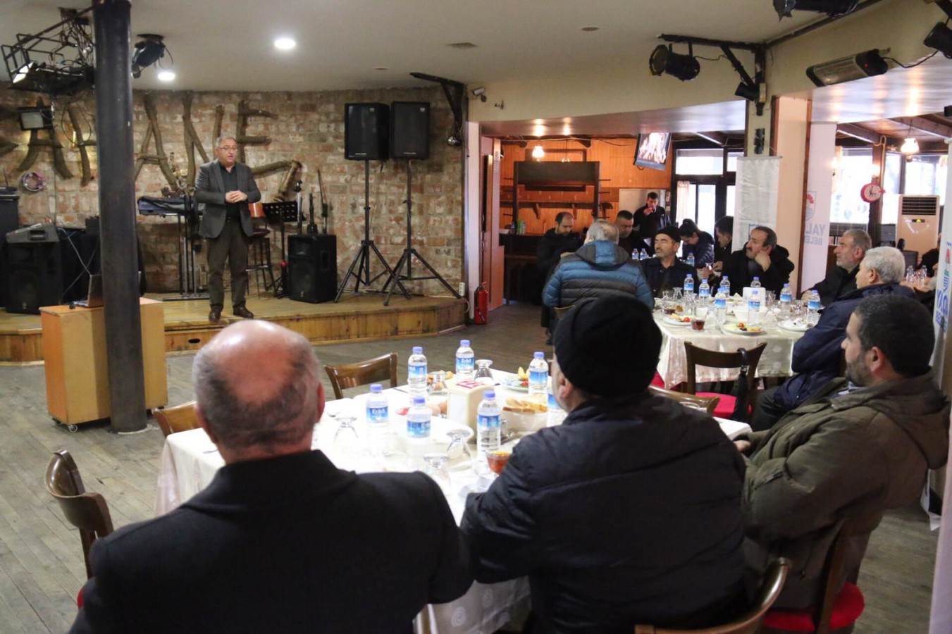 BAŞKAN SALMAN CAMİ YAPTIRMA VE YAŞATMA DERNEKLERİYLE BULUŞTU