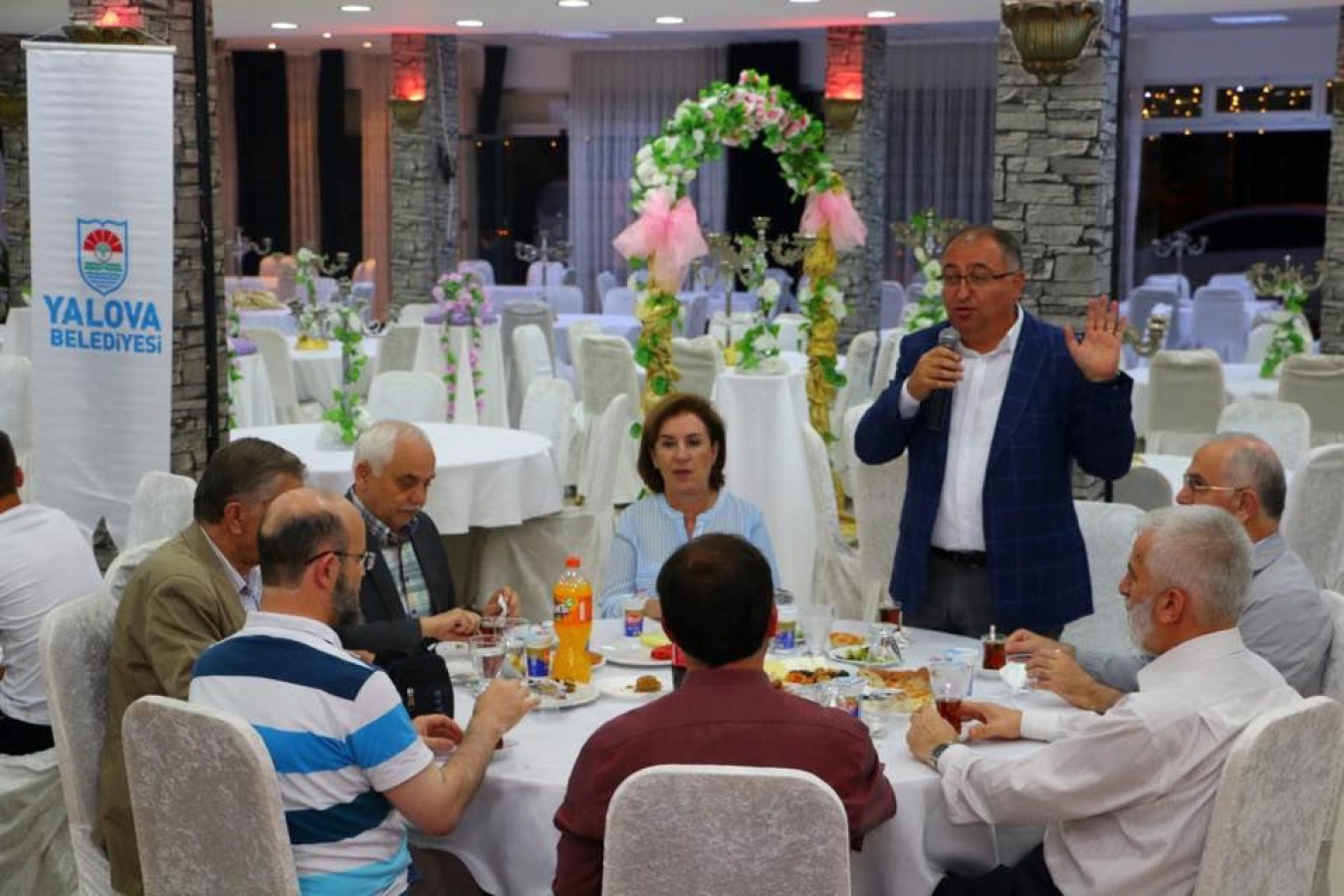 BAŞKAN SALMAN, DİN GÖREVLİLERİ İLE İFTARDA BULUŞTU