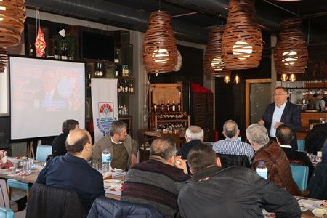 BAŞKAN SALMAN FIRINCI VE PASTANE İŞLETMECİLERİ İLE BİRARAYA GELDİ