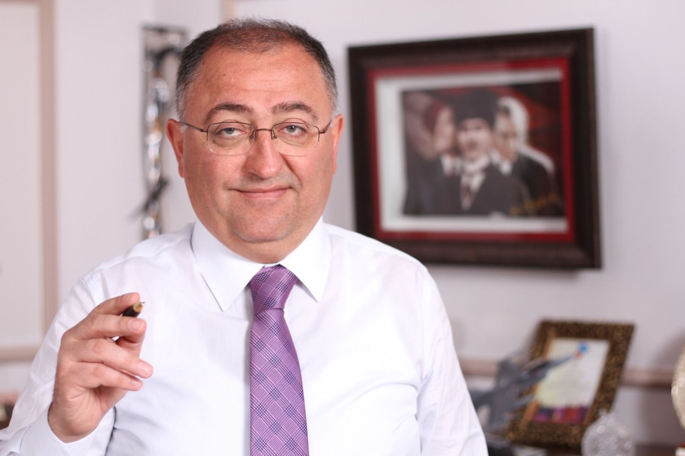 BAŞKAN SALMAN GAZETECİLER GÜNÜNÜ KUTLADI