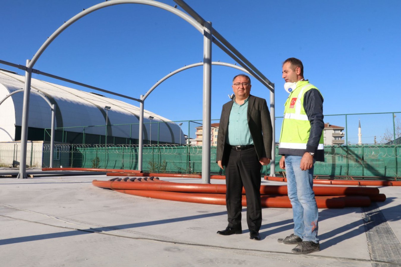 BAŞKAN SALMAN İKİNCİ KAPALI PAZARYERİNİ İNCELEDİ