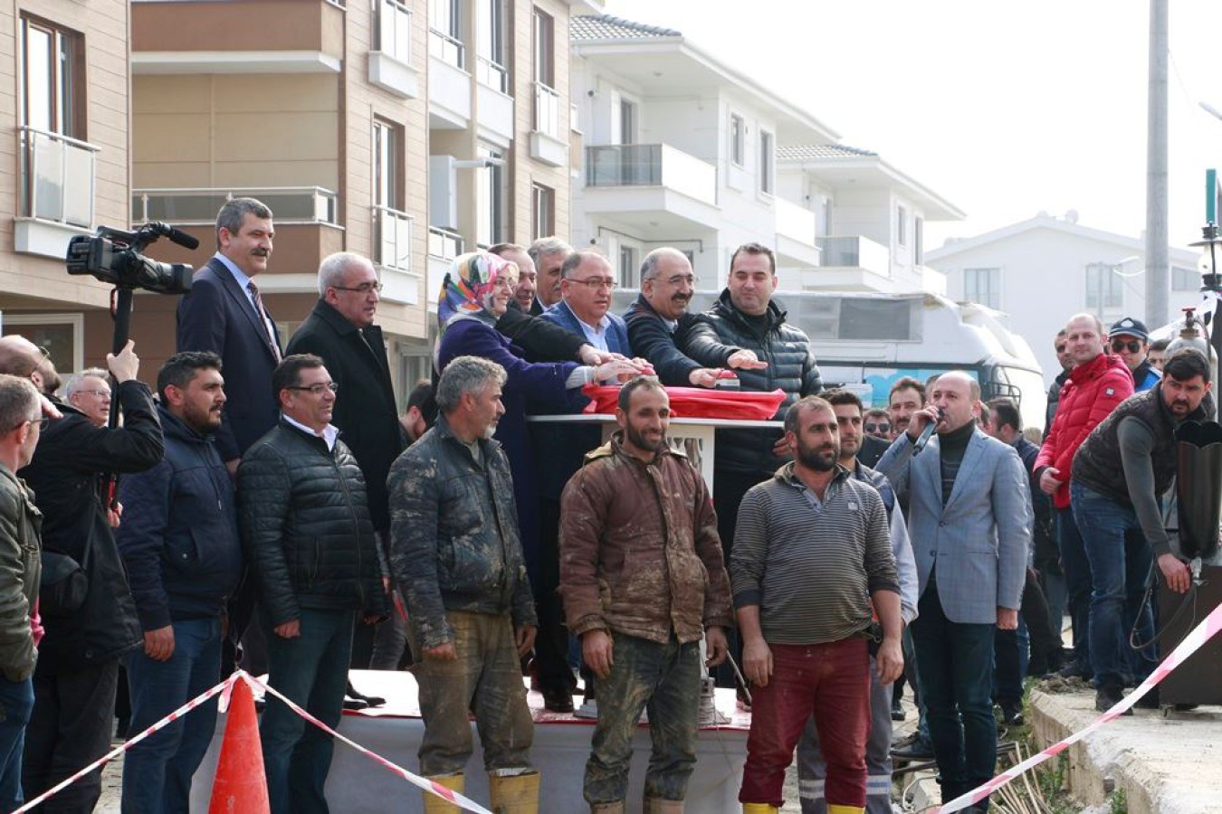 BAŞKAN SALMAN SÖZLERİNİ TUTUYOR, HİZMETLER DEVAM EDİYOR