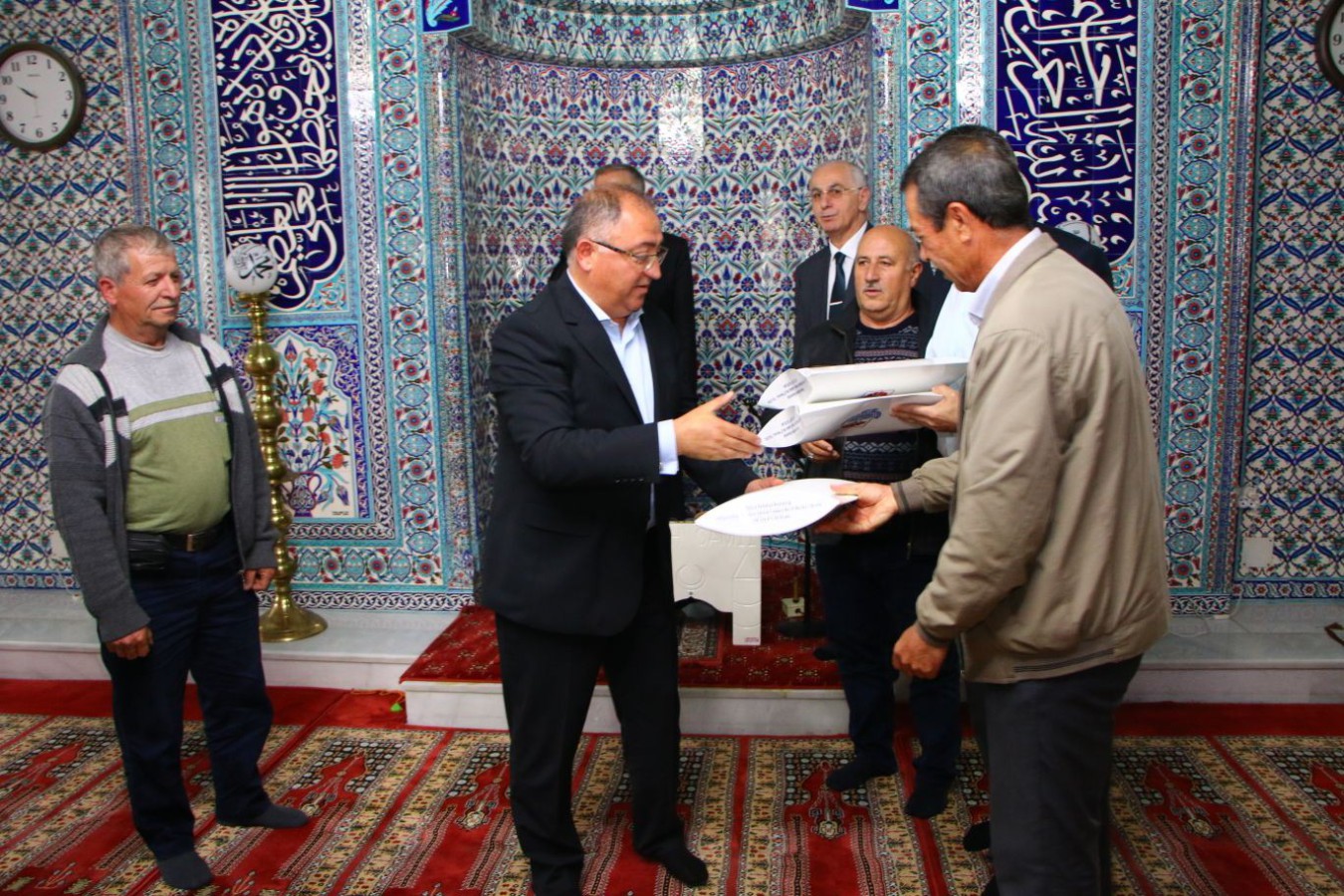 BAŞKAN SALMAN UMRE ZİYARETİ YAPACAK YALOVALILAR İLE BULUŞTU