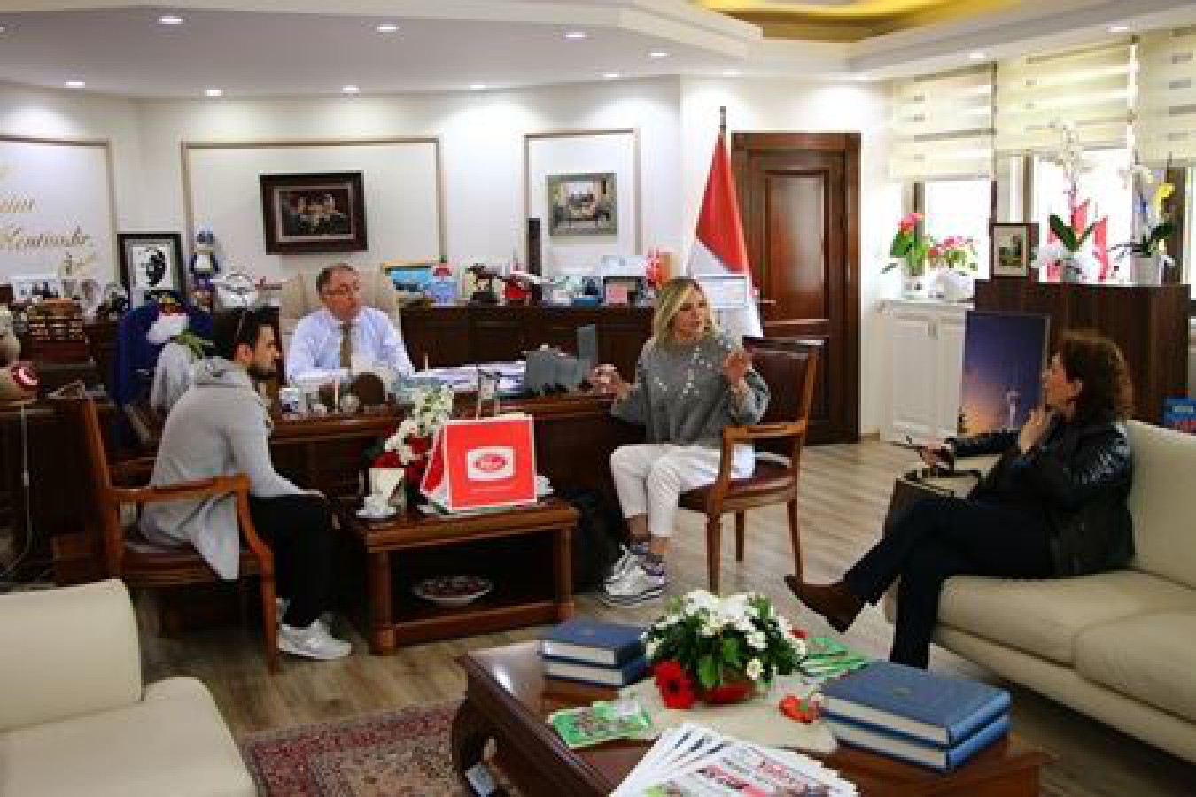 BAŞKAN SALMAN’DAN KELEBEK HASTALARINA DESTEK