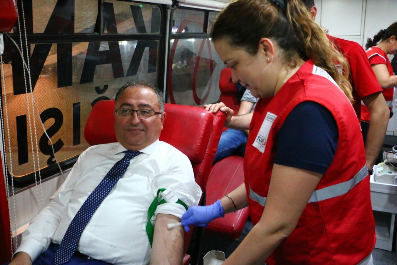 BAŞKAN SALMAN’DAN KIZILAY’A DESTEK