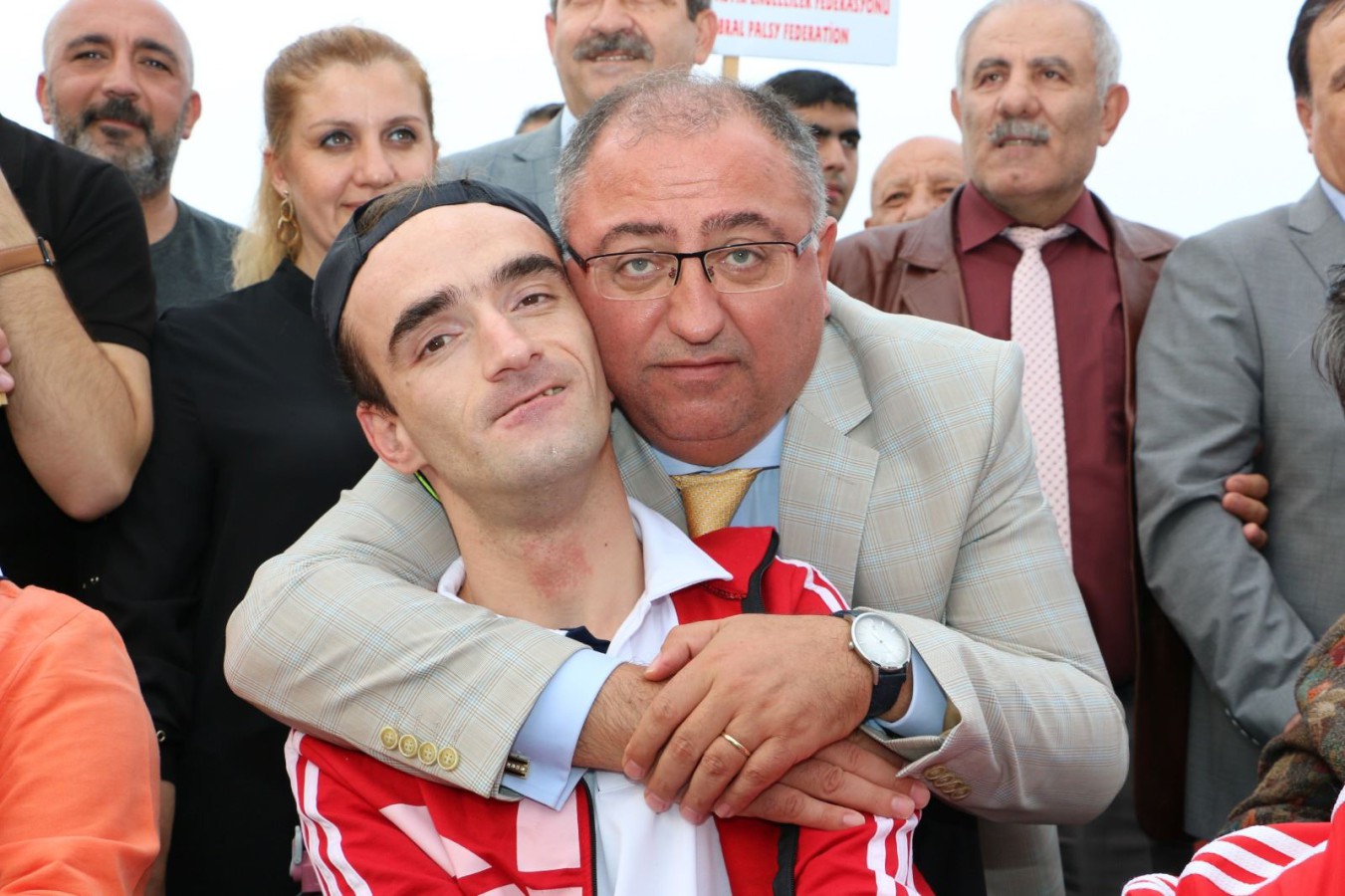 BAŞKAN SALMAN’IN ‘ÖZEL İNSANLAR’ TABİRİ TESCİLLENDİ