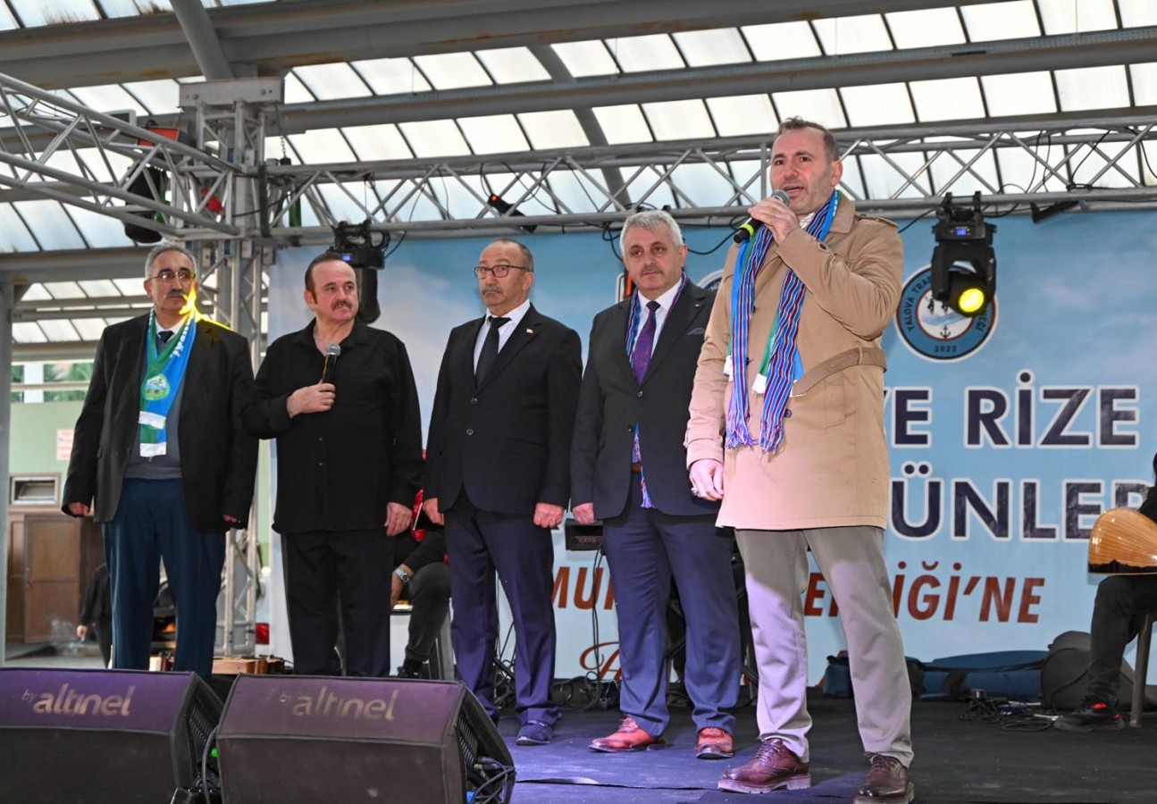 BAŞKAN TUTUK KURTULUŞ GÜNLERİ VE MIHLAMA ŞENLİĞİNDE VATANDAŞLARLA BİR ARAYA GELDİ