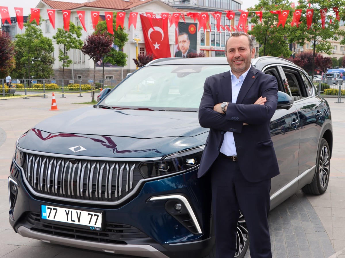 BAŞKAN TUTUK, TOGG HEYECANINI YENİDEN YAŞATTI