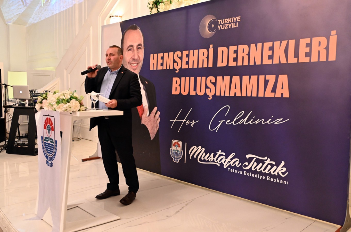 BAŞKAN TUTUK’TAN “HEMŞEHRİ DERNEKLERİ BULUŞMASI”
