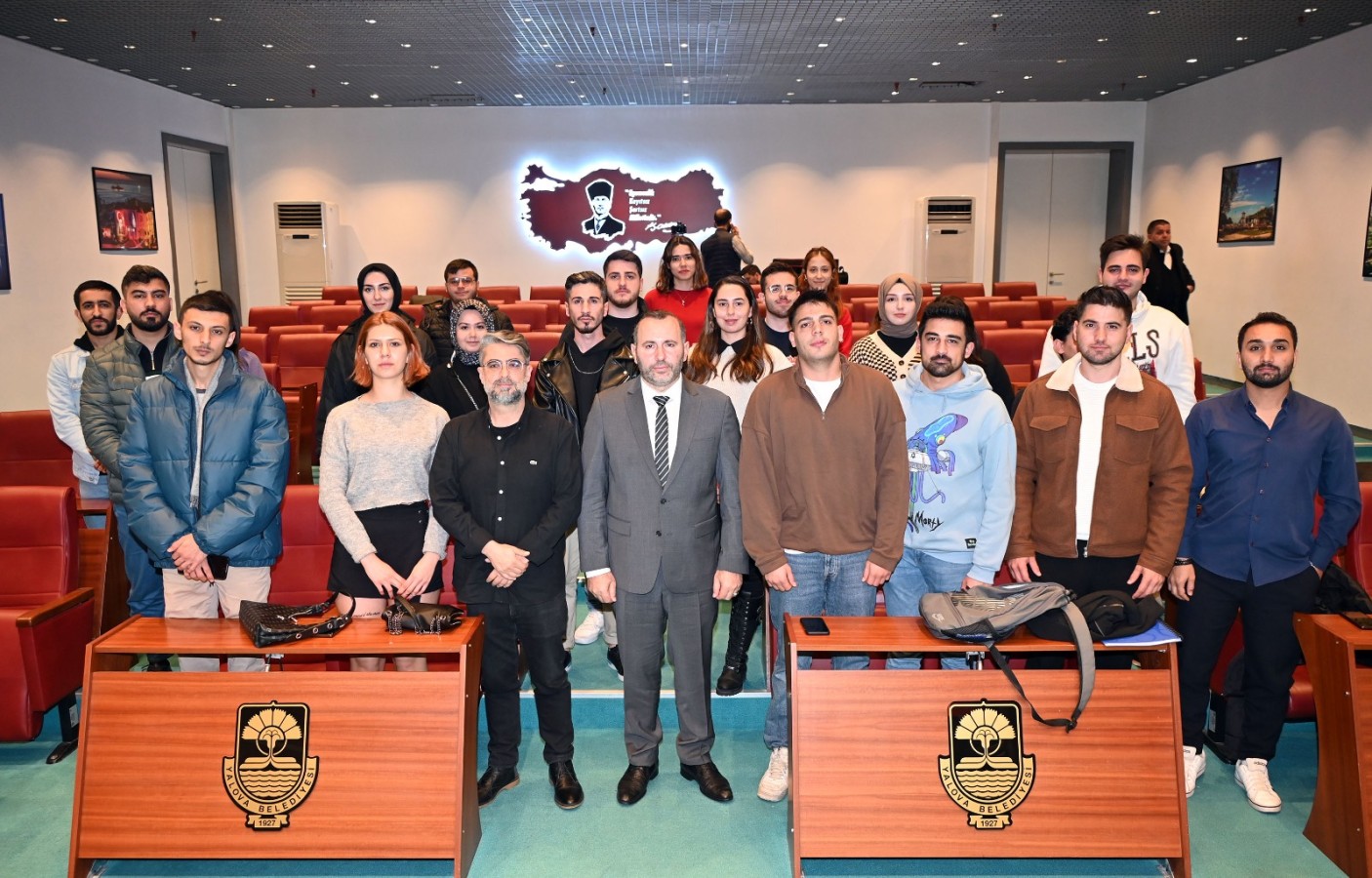 BAŞKAN TUTUK’TAN ÜNİVERSİTE ÖĞRENCİLERİNE TECRÜBE PAYLAŞIMI