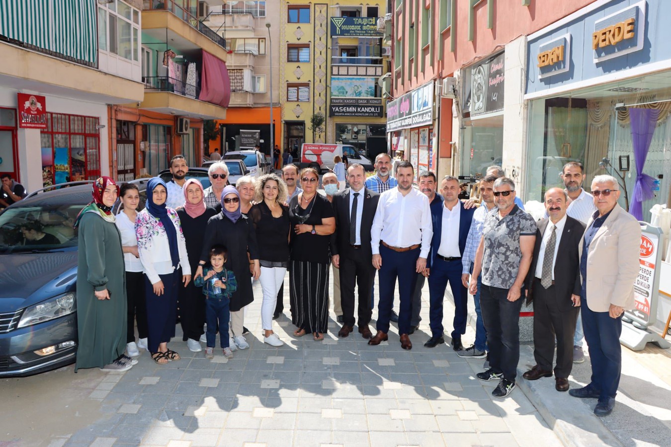 BAŞKAN VEKİLİ TUTUK EZGİ SOKAK ESNAFI İLE BULUŞTU