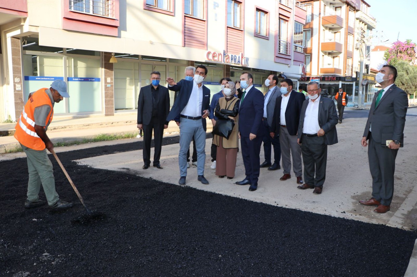 BAŞKAN VEKİLİ TUTUK İSMETPAŞA MAHALLESİNDE İNCELEMELERDE BULUNDU