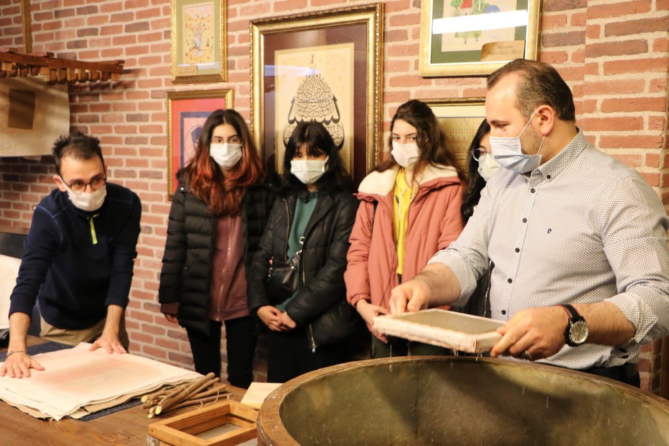 BAŞKAN VEKİLİ TUTUK “ÖĞRENCİLERİMİZ KAĞIT YAPIMINI ÖĞRENECEKLER”