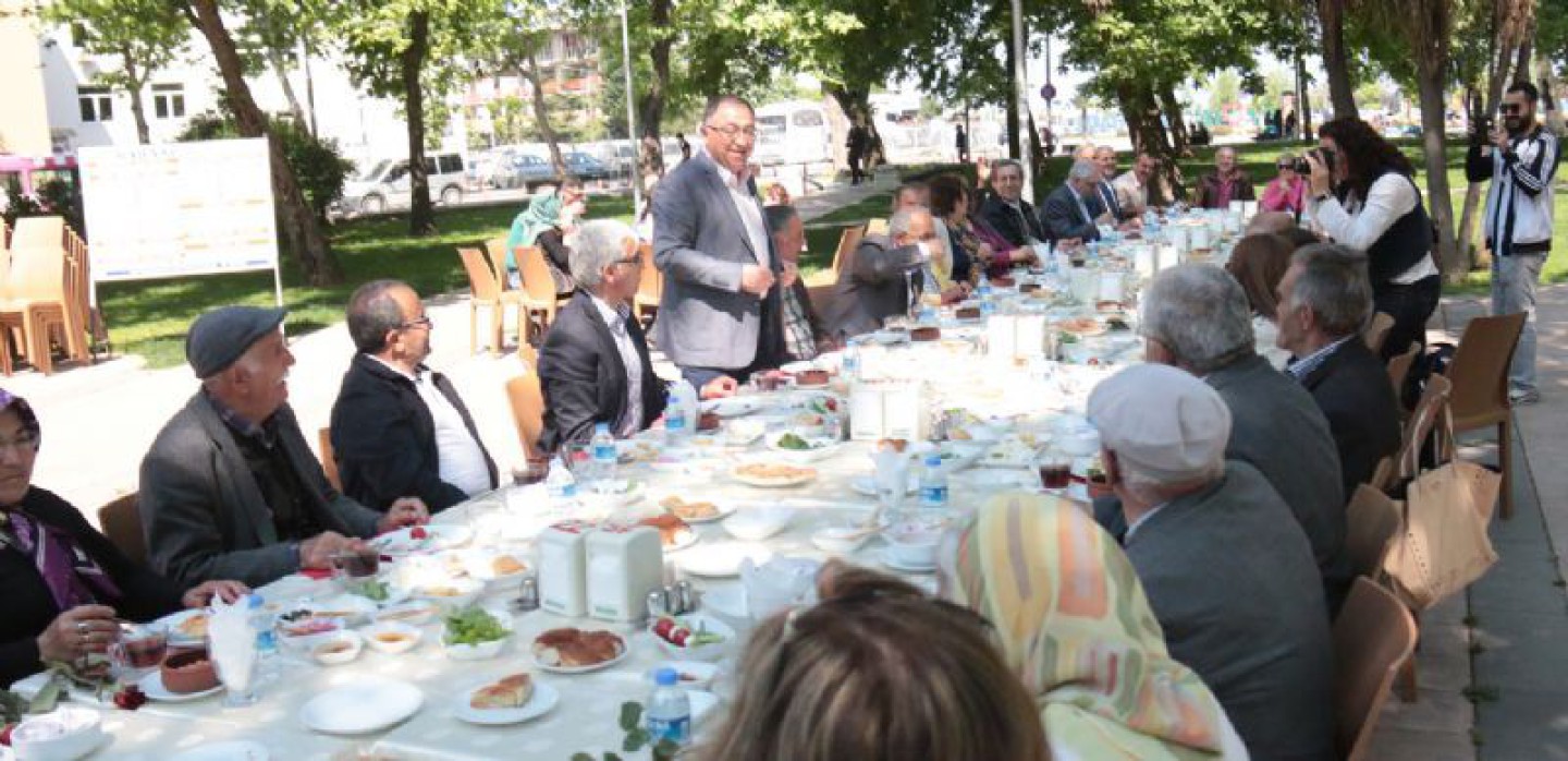 “BAŞKANI AİLEDEN GÖRÜYORUZ”