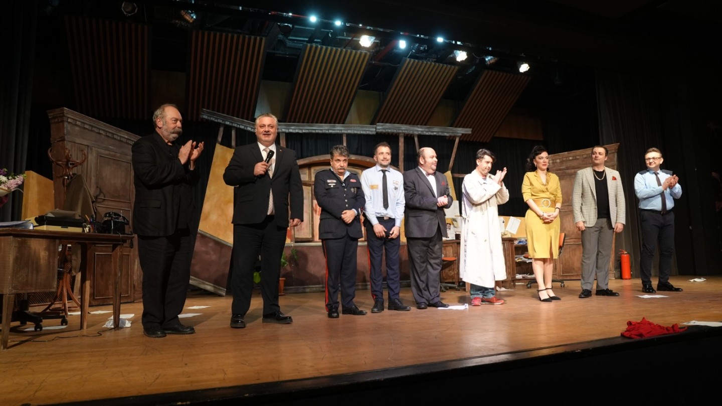 "BİR ANARŞİSTİN KAZA SONUCU ÖLÜMÜ" YALOVA’DA BÜYÜK İLGİ GÖRDÜ