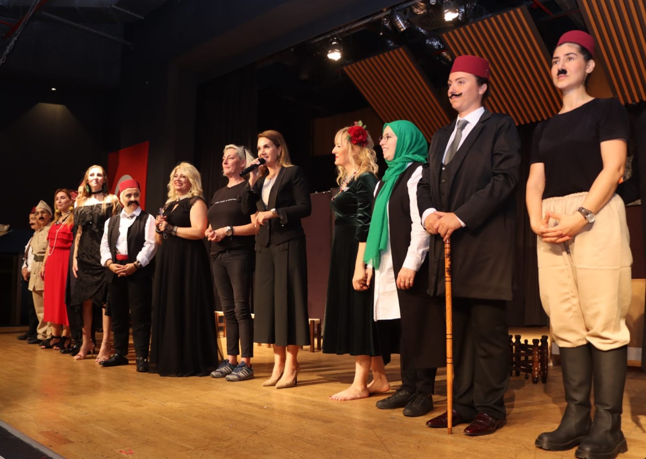 ‘BİR ŞEHNAZ OYUN’ KADINLAR İÇİN SAHNELENDİ