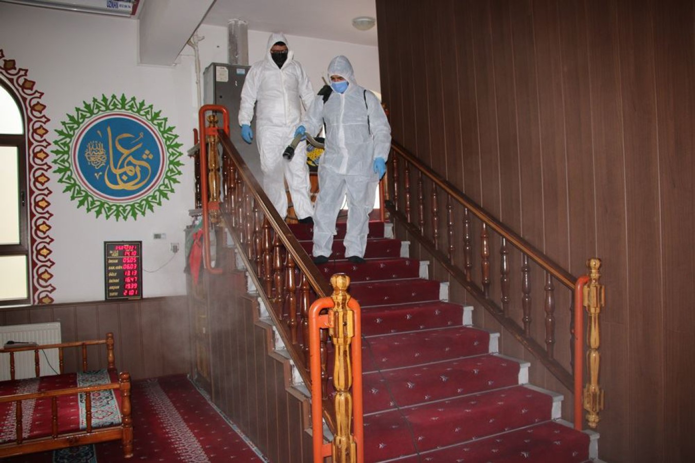 CAMİLERE RAMAZAN AYI ÖNCESİ DEZENFEKTE YAPILDI