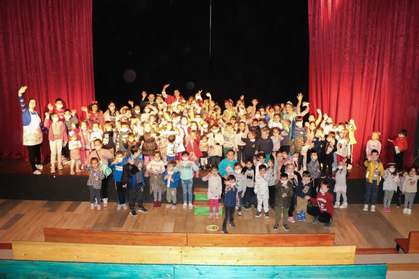 ÇOCUKLAR HAFTA SONLARI ÇOK MUTLU