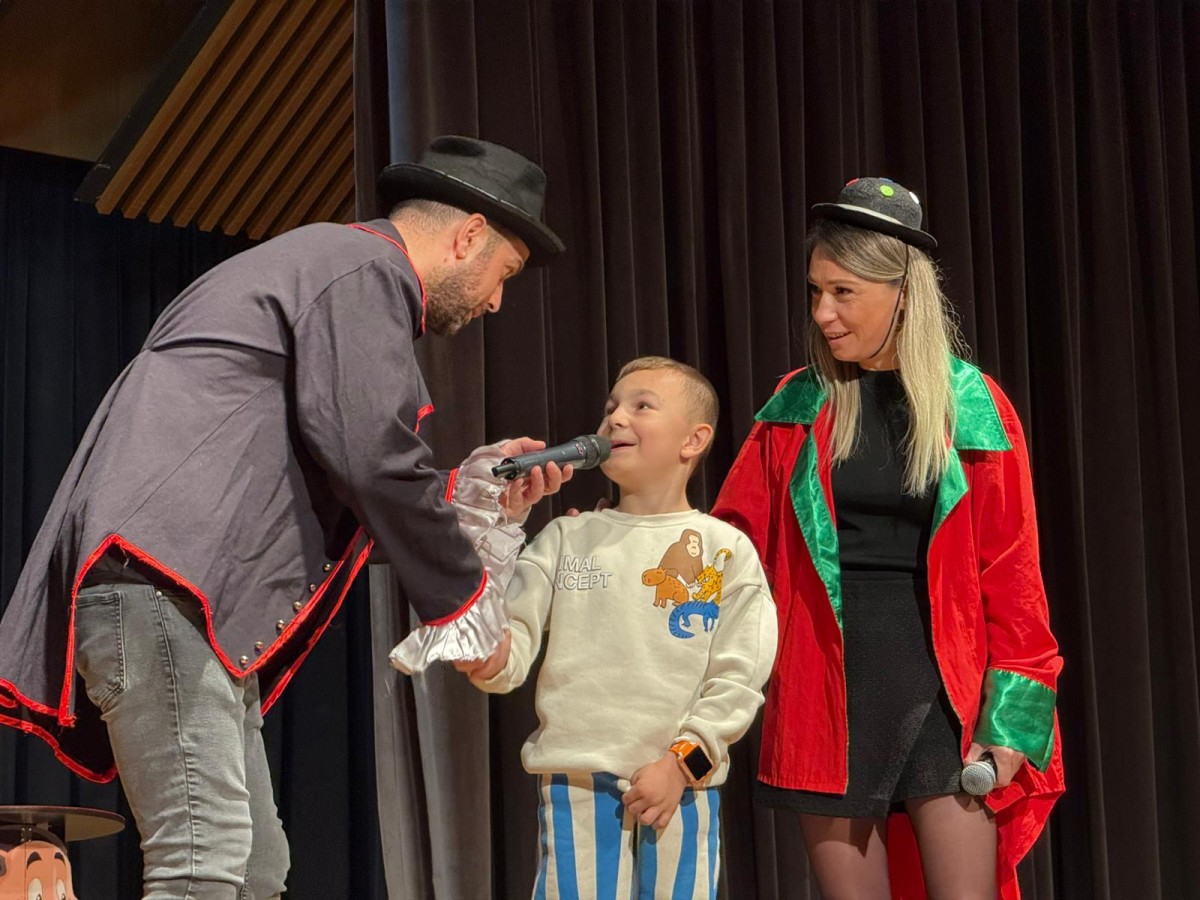 ÇOCUKLAR MAKARİNO İLE EĞLENDİ