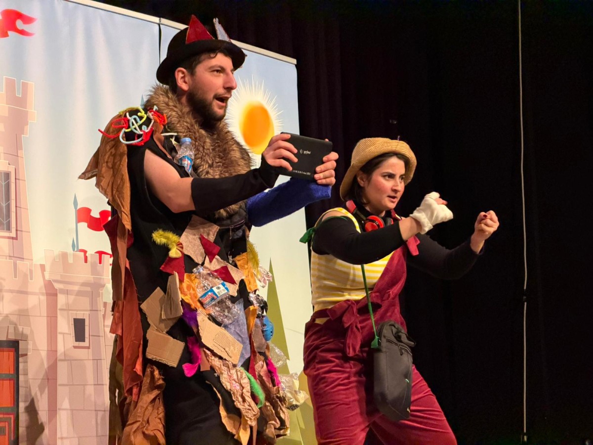 ÇÖPLÜK KRALLIĞINA MİNİKLERDEN YOĞUN İLGİ