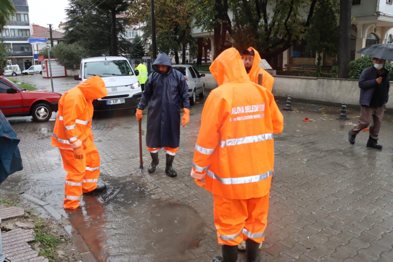 EKİPLERİMİZ 154 AYRI NOKTAYA MÜDAHALEDE BULUNDU