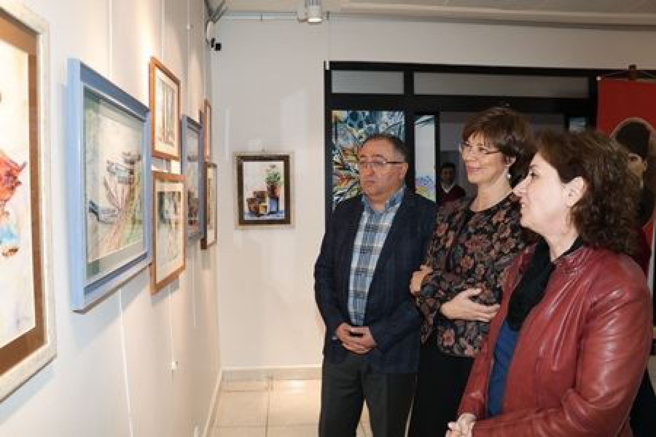 GEÇMİŞTEN GÜNÜMÜZE RESİM SERGİSİ AÇILDI