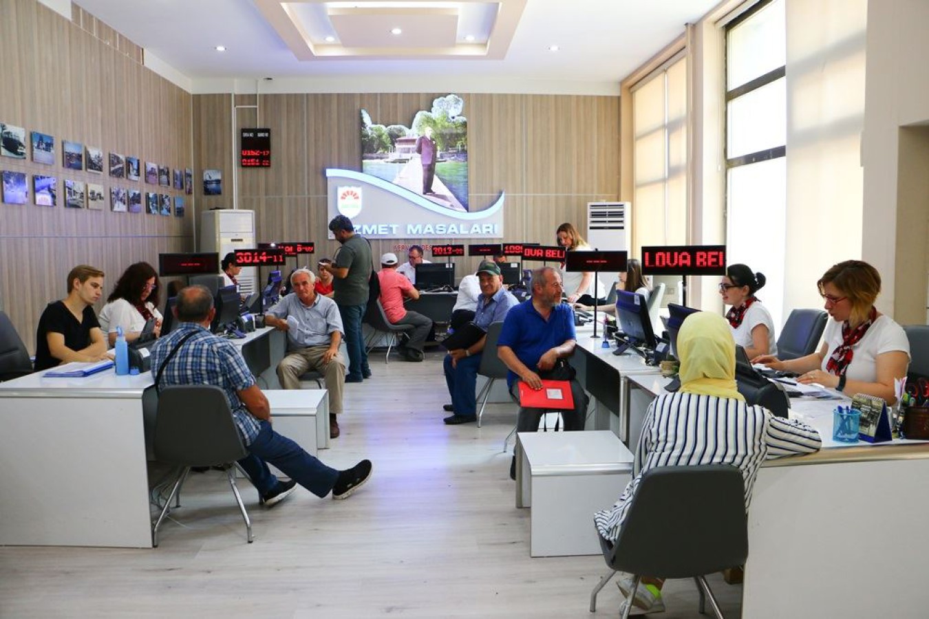 HİZMET MASALARINA 86 BİN 998 MÜRACAAT YAPILDI