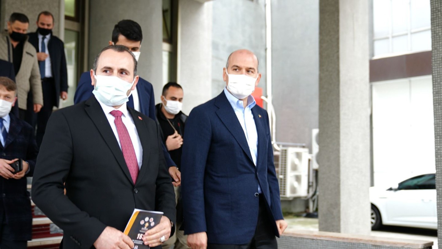 İÇİŞLERİ BAKANI SOYLU YALOVA BELEDİYESİNİ ZİYARET ETTİ