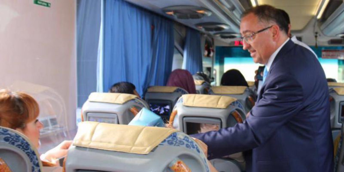 İFTARLIKLAR BAŞKAN SALMAN’DAN