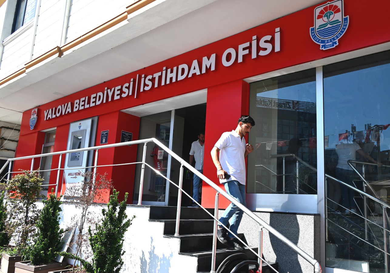 İSTİHDAM OFİSİMİZ 136 KİŞİYİ İŞ SAHİBİ YAPTI