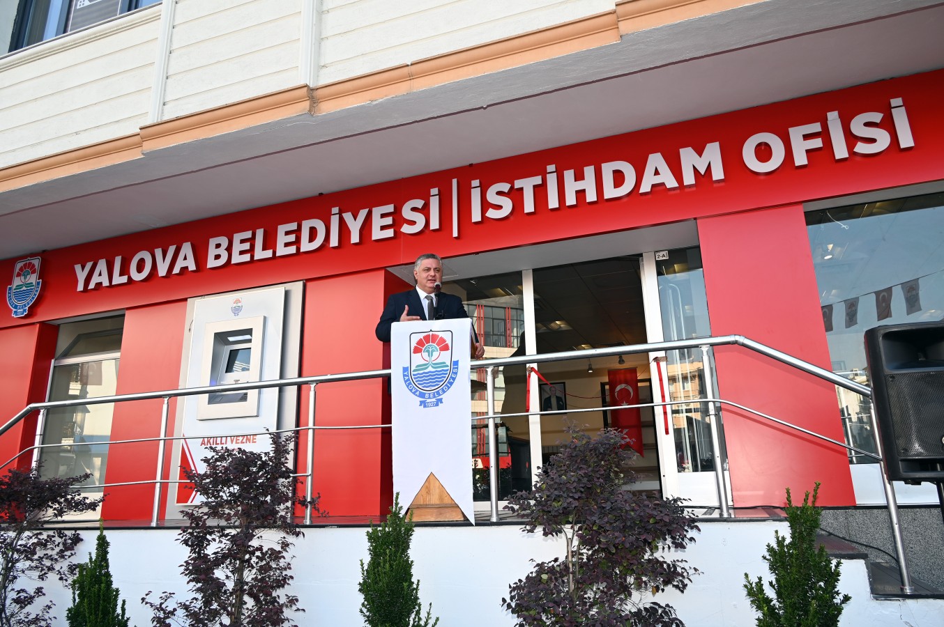 İSTİHDAM OFİSİMİZ 630 KİŞİNİN İŞE YERLEŞTİRİLMESİNE VESİLE OLDU