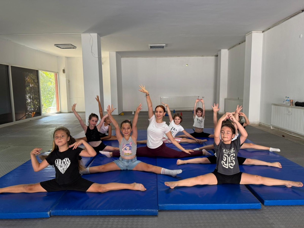 JİMNASTİK KURSLARI TÜM HIZIYLA DEVAM EDİYOR