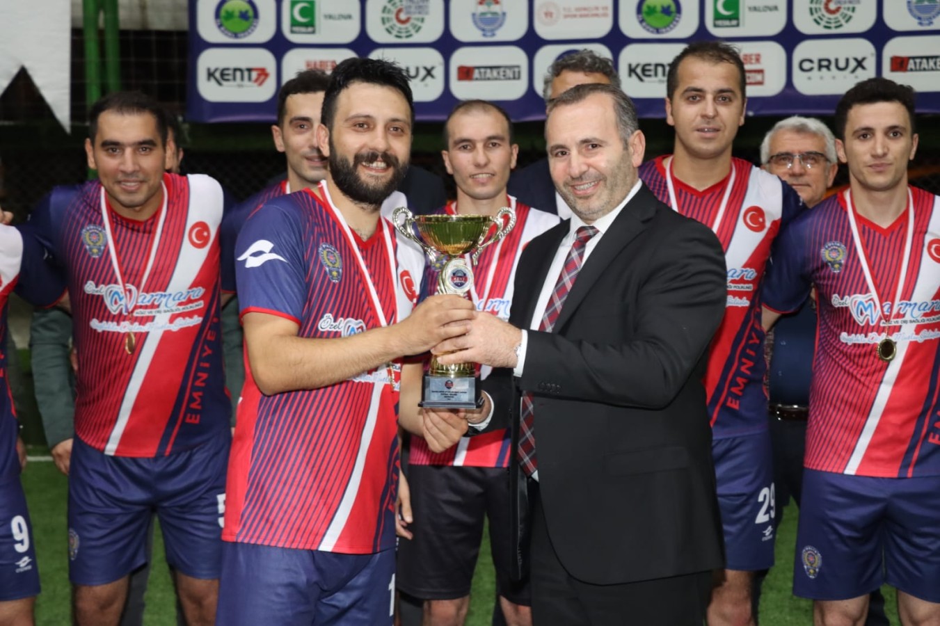 KENT KUPASI YALOVA ŞEHİR OYUNLARI SONA ERDİ