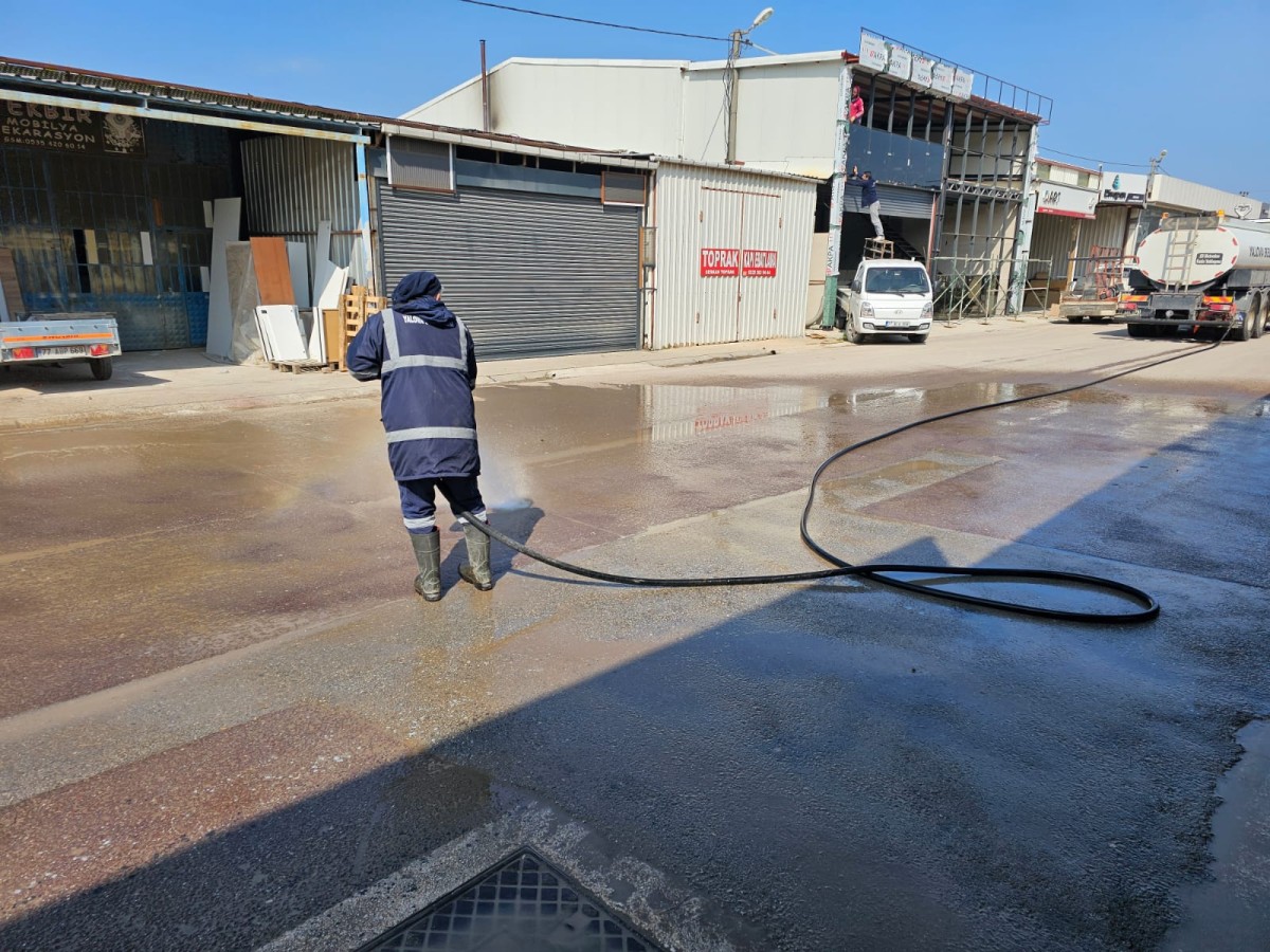 KİRAZLI SANAYİ SİTESİ’NE KAPSAMLI TEMİZLİK