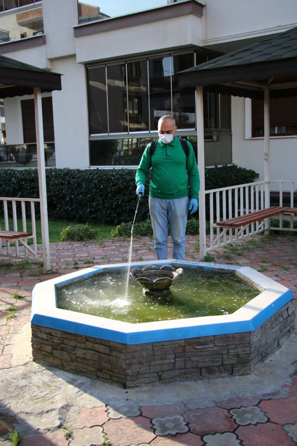 LARVA NOKTALARINA İLAÇLAMA SÜRÜYOR