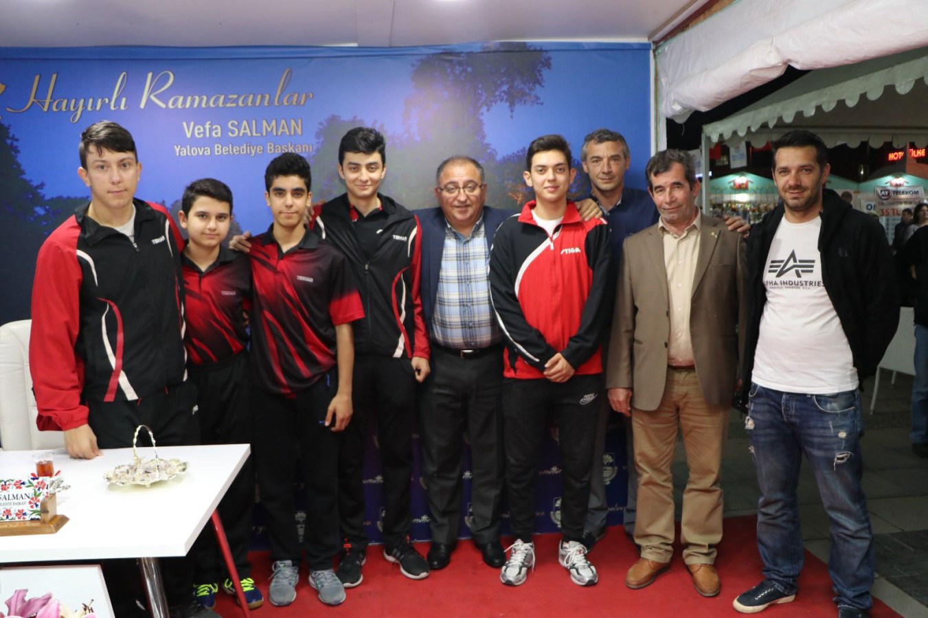 MASA TENİSÇİLERİMİZ BAŞKAN SALMAN’A KONUK OLDU