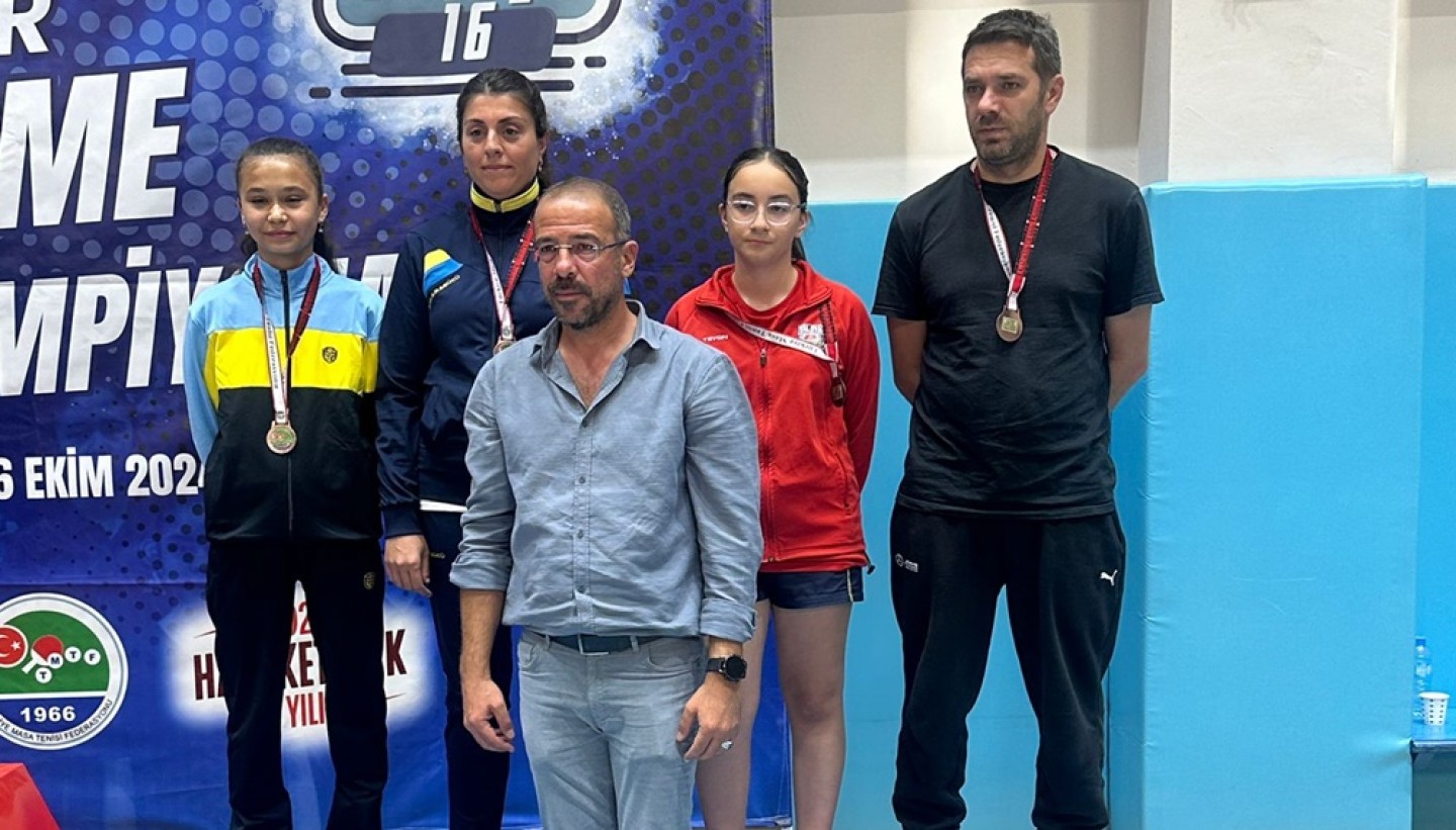 MASA TENİSİ ŞAMPİYONASINDAN MADALYA İLE DÖNDÜK