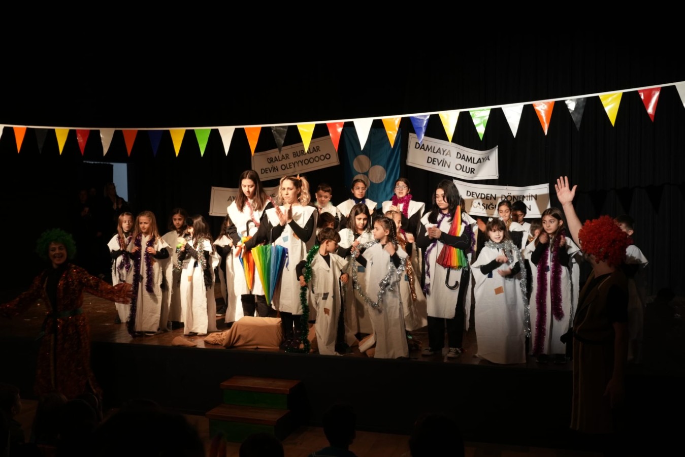 MASAL İSİMLİ ÇOCUK TİYATROSU BÜYÜK İLGİ GÖRDÜ