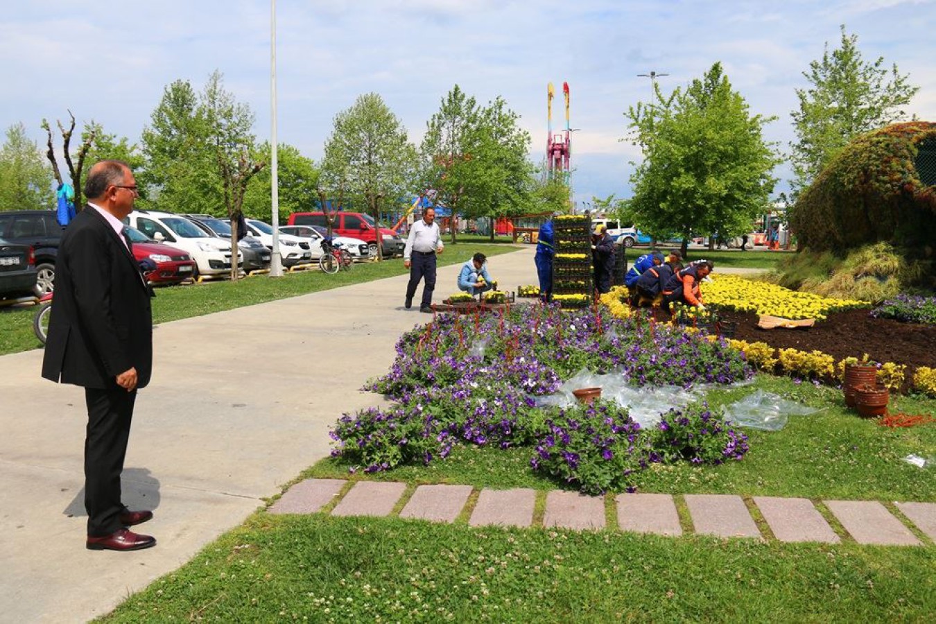 MEVSİMLİKLER EKİLMEYE BAŞLADI