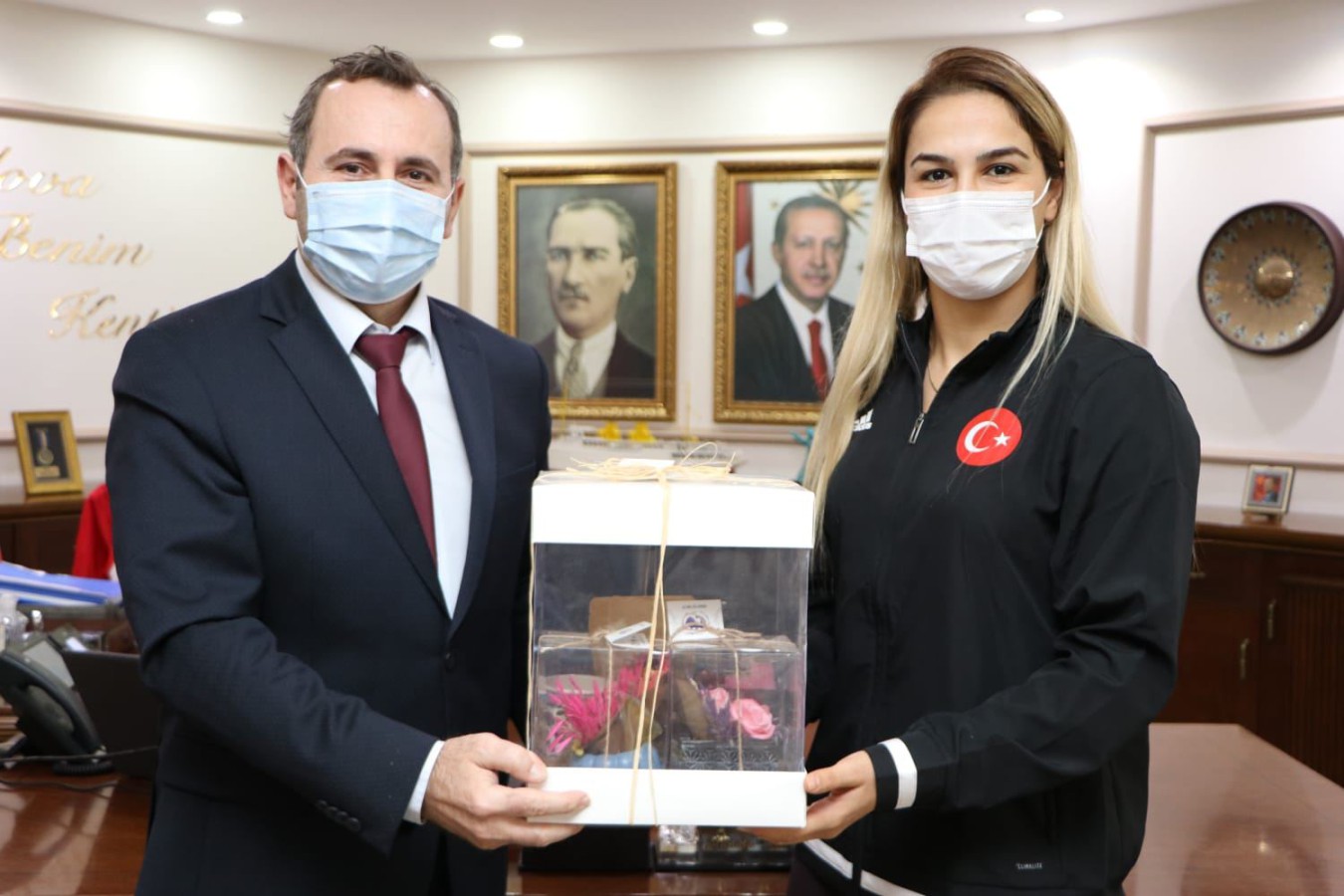 MİLLİ GURURUMUZ BUSE TOSUN’DAN BAŞKAN VEKİLİ TUTUK’A ZİYARET