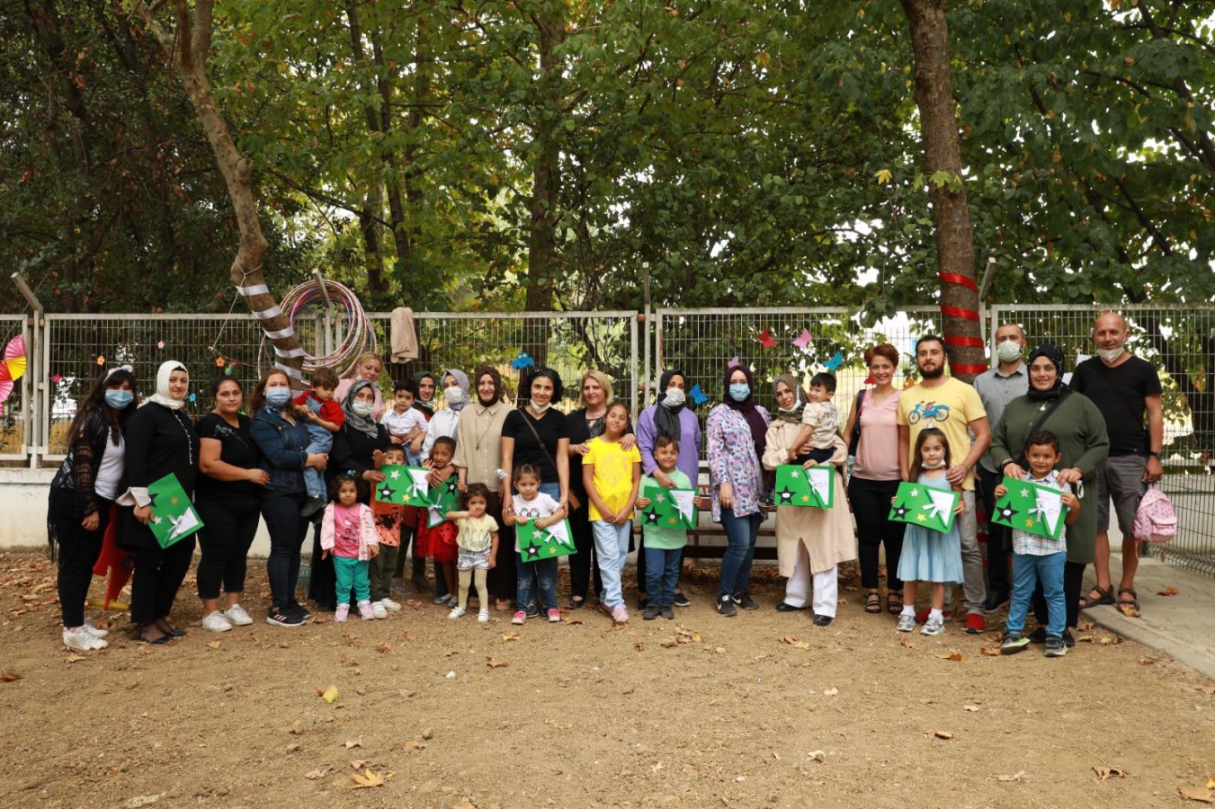 MİNİKLER YAZ OKULUNDAN MEZUN OLDU