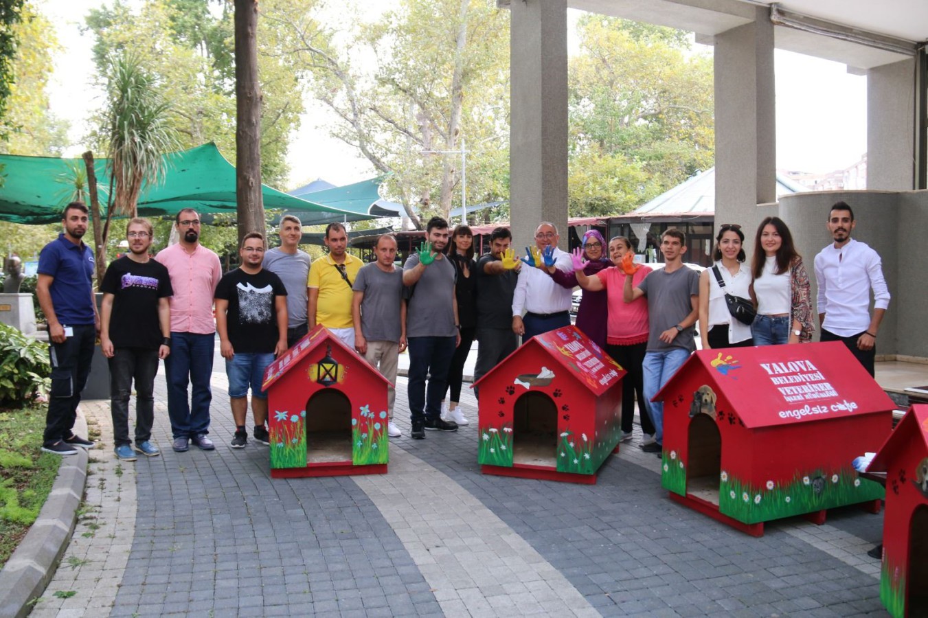 ÖZEL ÇOCUKLARDAN BİR EL BİN PATİ PROJESİ