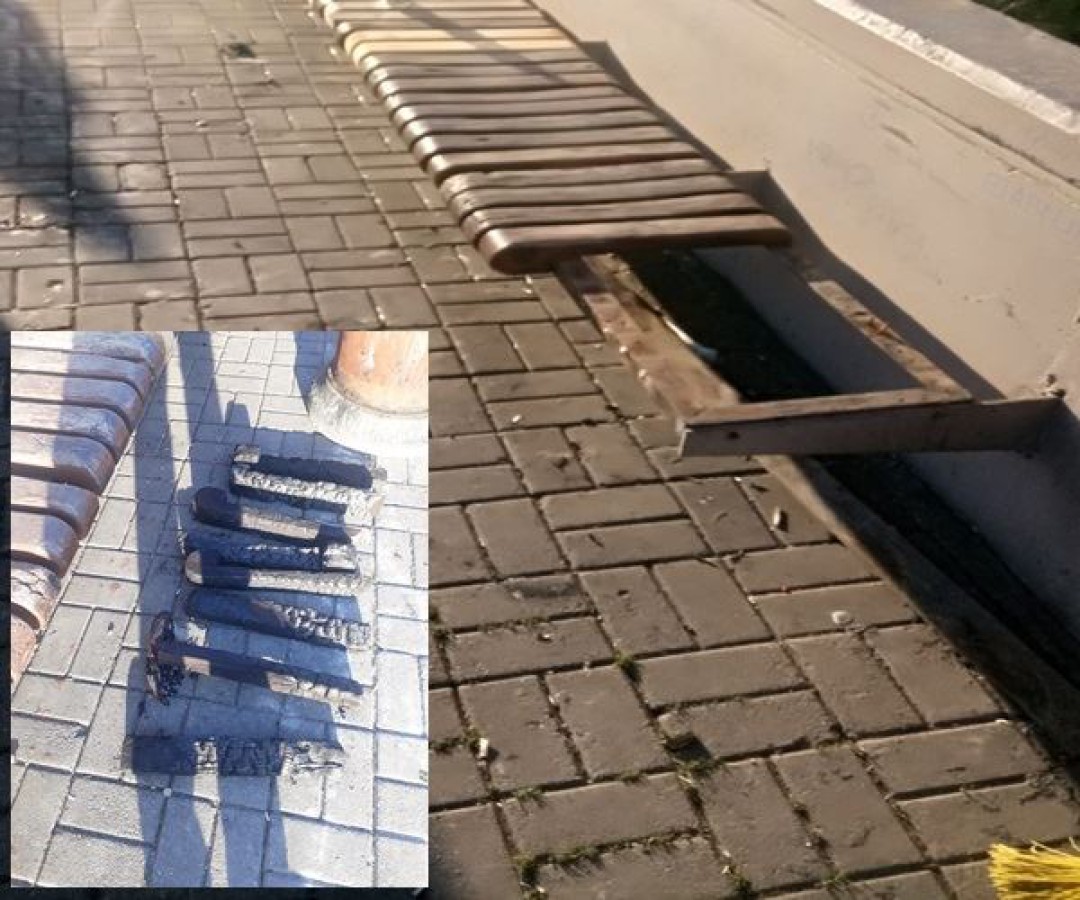 PARKTA BULUNAN BANKLAR YAKILDI