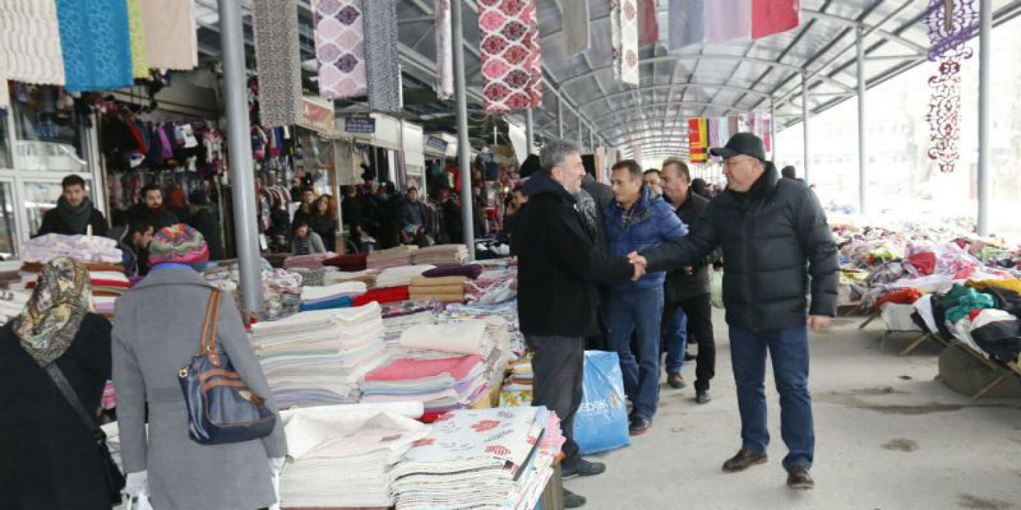 “Pazarcı Esnafımıza Verdiğimiz Sözleri Tek Tek Yerine Getiriyoruz”