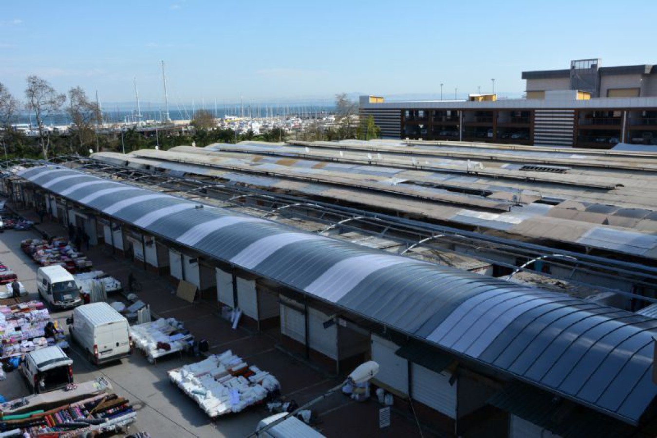 Pazaryeri Çatısının Yenileme İşlemleri Hızla Devam Ediyor.