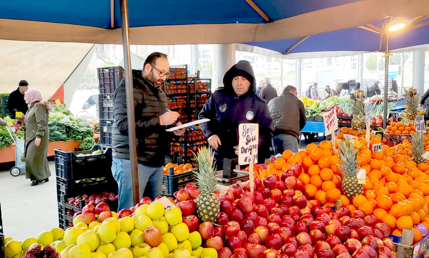 PAZARYERLERİNDE TERAZİ DENETİMLERİ YAPILDI
